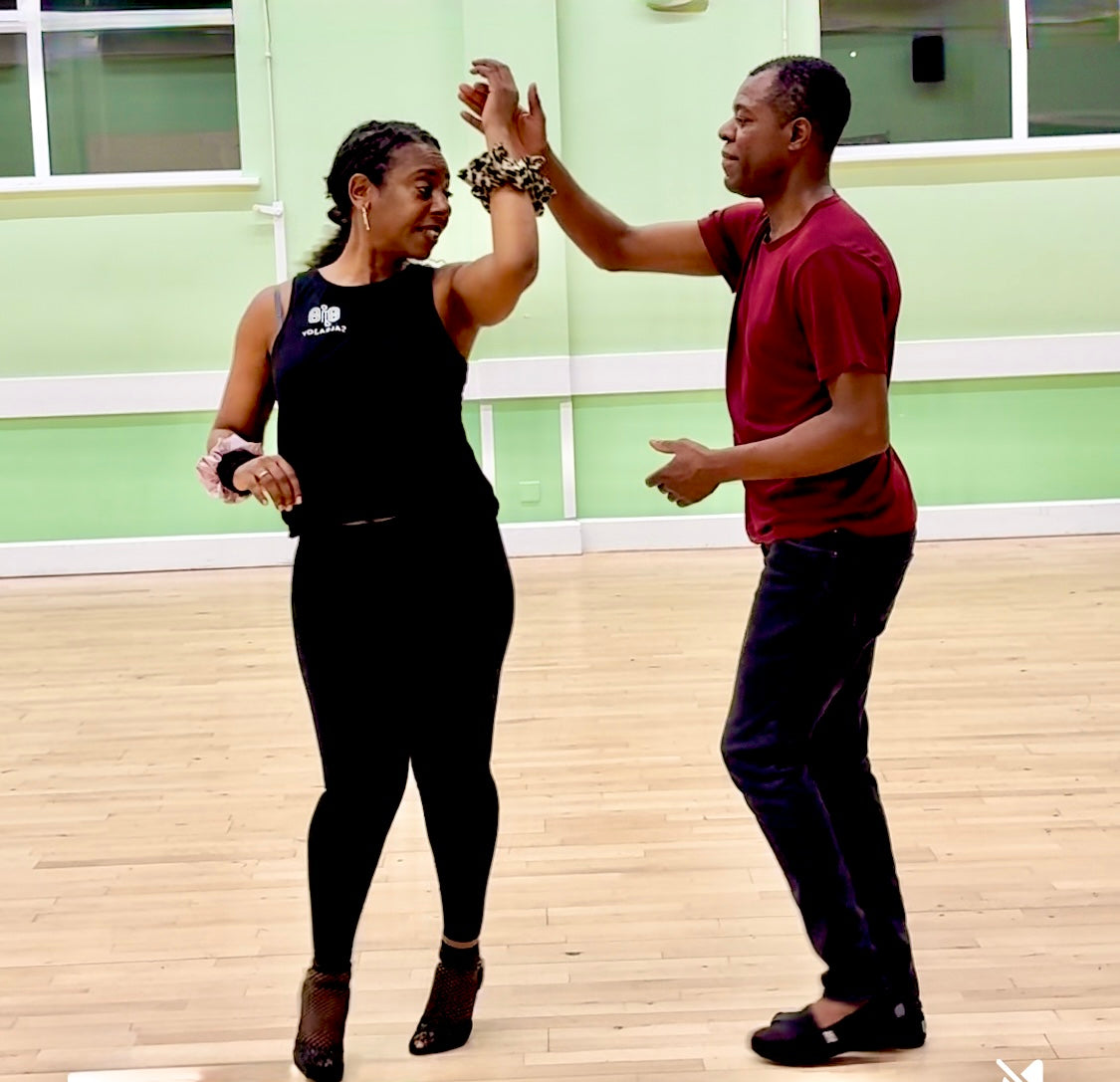 SalsaJoy Mondays (Beginners Taster Class) - Emersons Green Village Hall